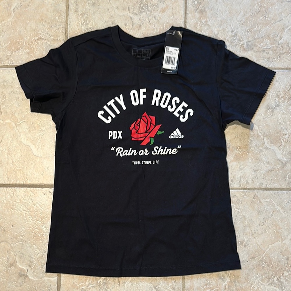 Adidas Women’s Black Graphic T-Shirt -NWT